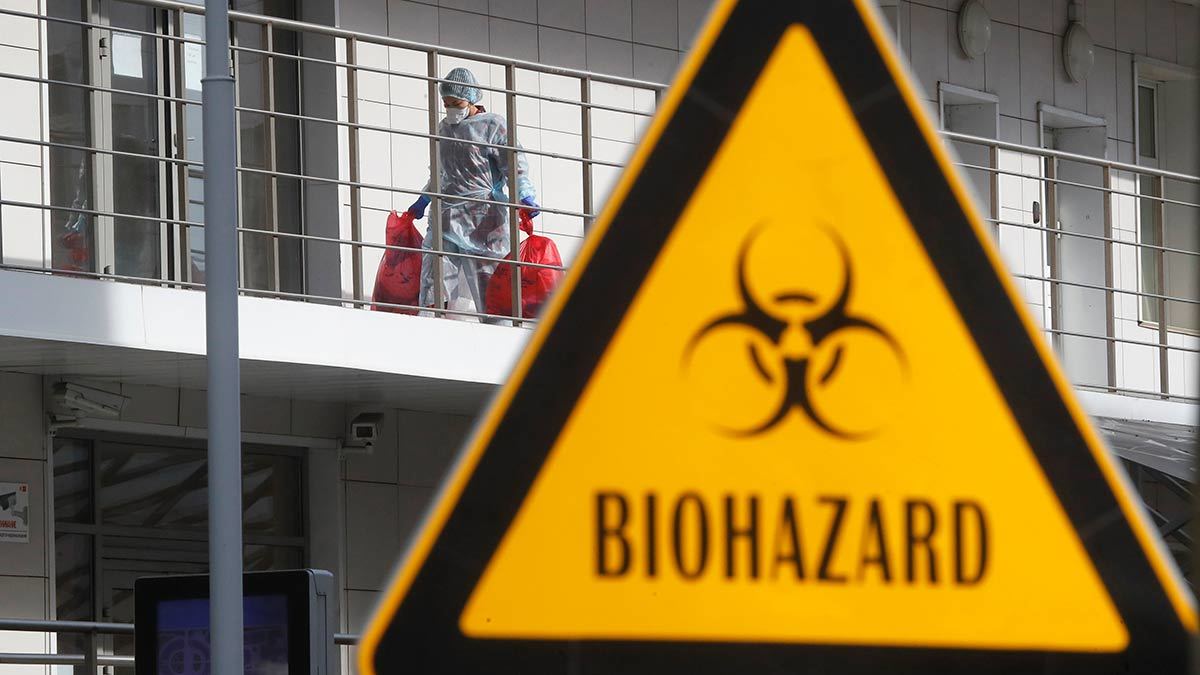 Dmitri Lovetsky / AP