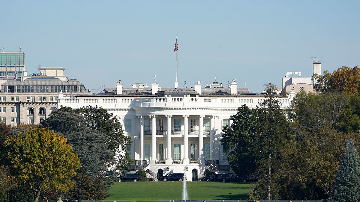 Теперь официальные лица в Москве говорят о кризисе в США