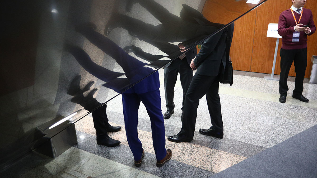 Финансовая грамотность и высокие зарплаты позволяют топ-менеджерам не влезать в долги