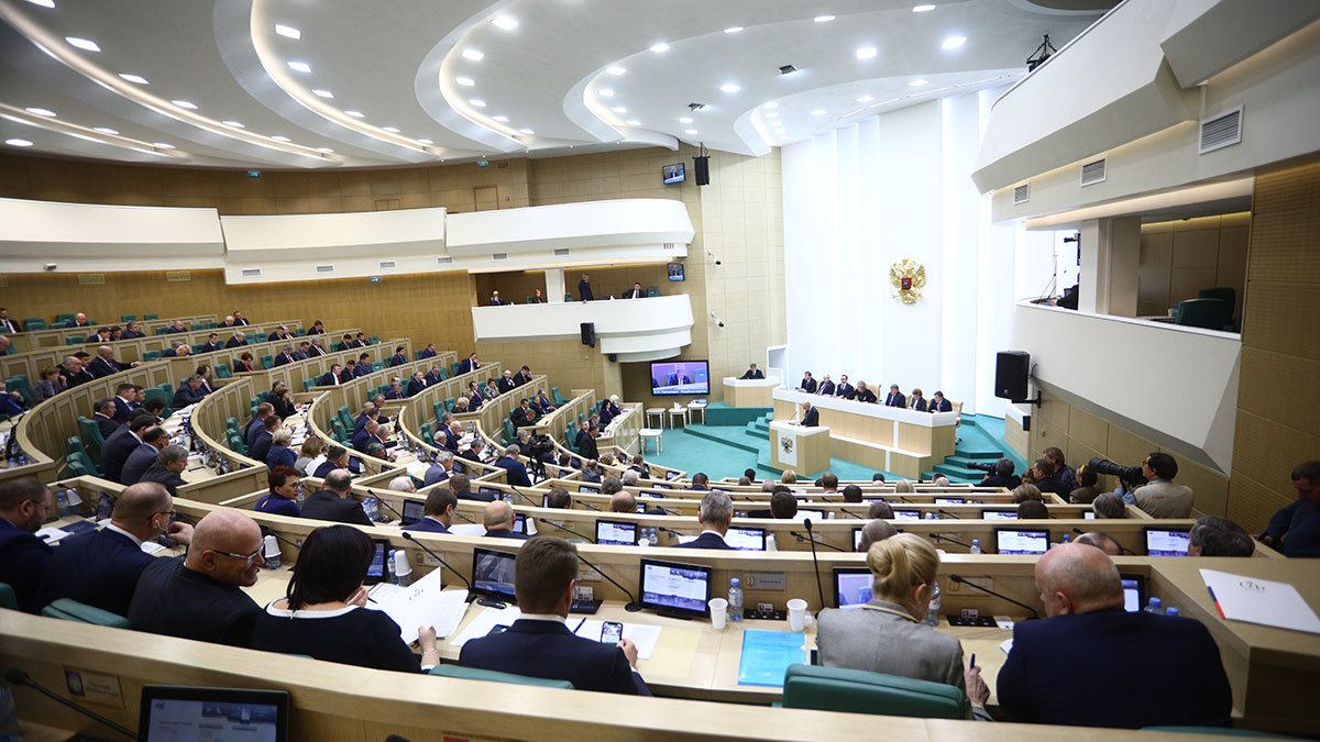 Комитет Совета Федерации советует отклонить законопроект МВД, усложняющий возбуждение уголовных дел по статьям о сбыте наркотиков