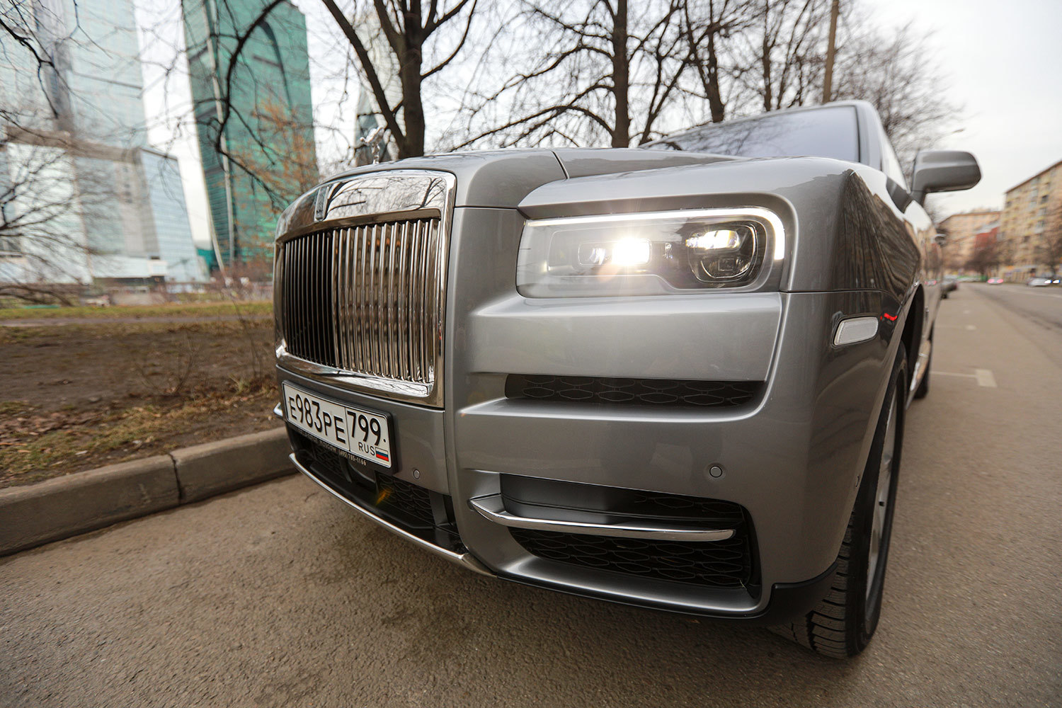 Rolls-Royce Cullinan: Обелиск 4х4 - Ведомости