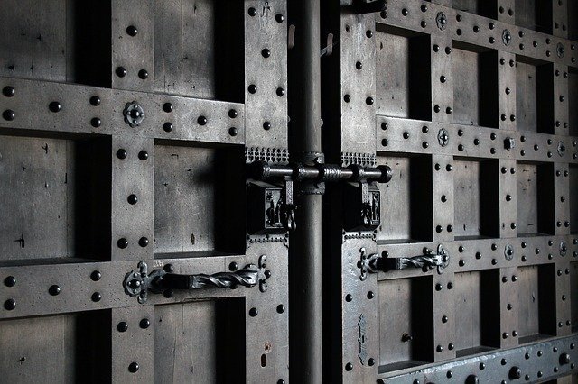 Оборот рынка ритуальных услуг Петербурга оценивается в 3,6 млрд руб. в год