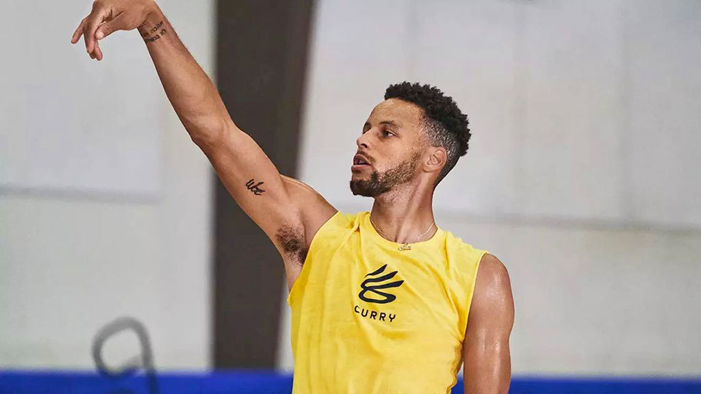 does steph curry have a lifetime deal with under armour - Ilustrasi 2