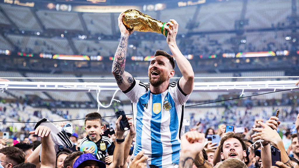 Если бы завтра были выборы президента Аргентины, Месси бы победил». Что пишут про финал ЧМ-2022 - Ведомости.Спорт