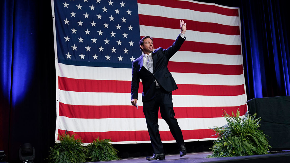 Charlie Neibergall / AP