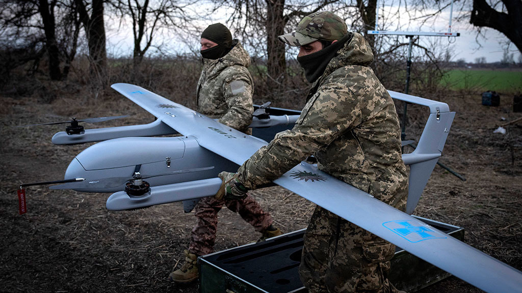 https://cdn5.vedomosti.ru/image/2024/32/jykqd/fullscreen-pv9.jpg