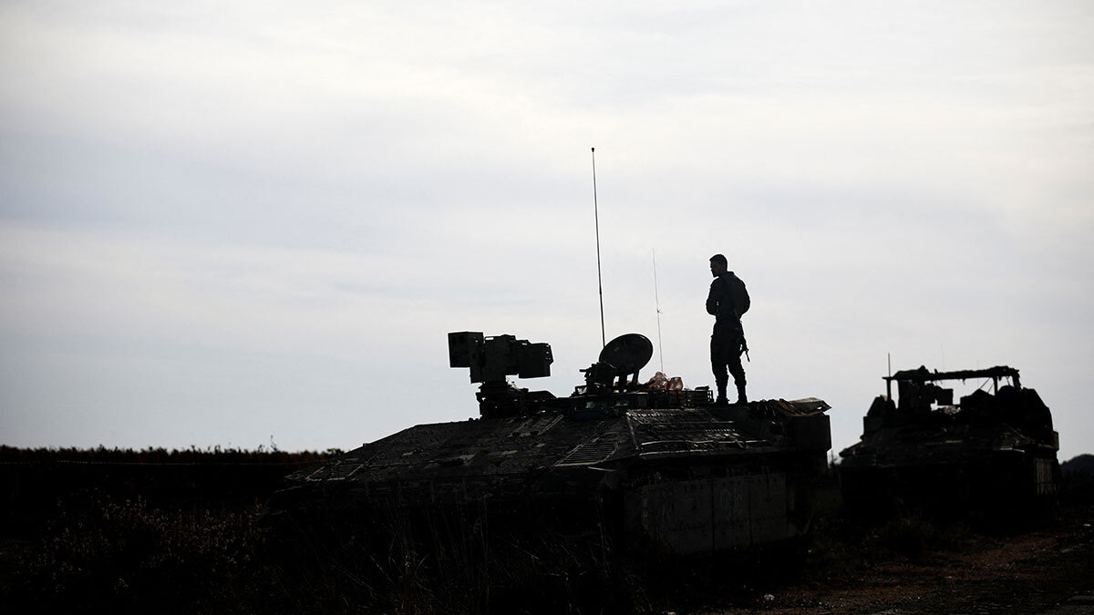 Во время вторжения израильские военные также атаковали посты миротворцев ООН на Голанах