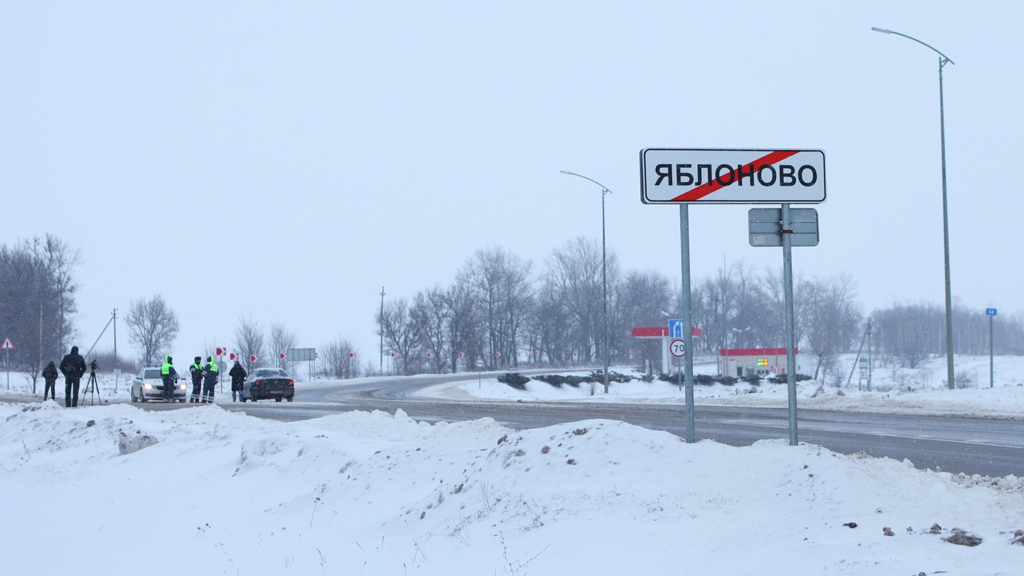 Он возбудился, увидев свою сводную сестрёнку без трусиков - arnoldrak-spb.ru