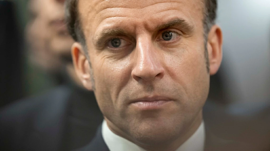 Макрон выступил против перемирия на Украине - Ведомости