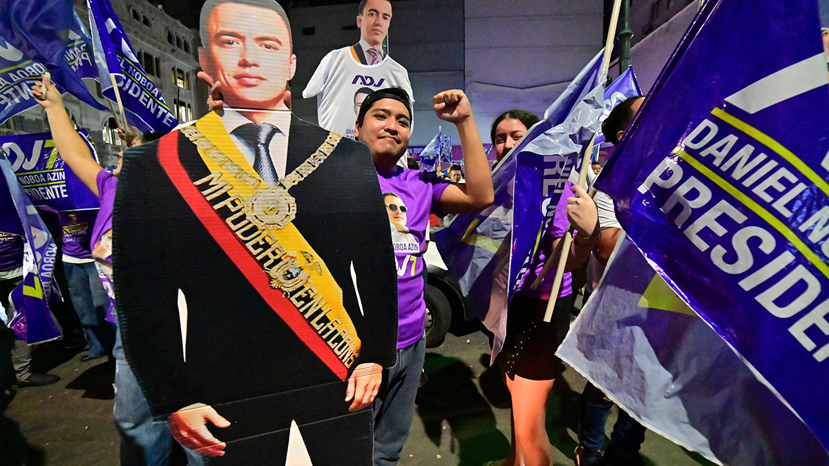 На выборах в Эквадоре побелил сын основателя крупнейшей в стране банановой корпорации Даниэль Нобоа