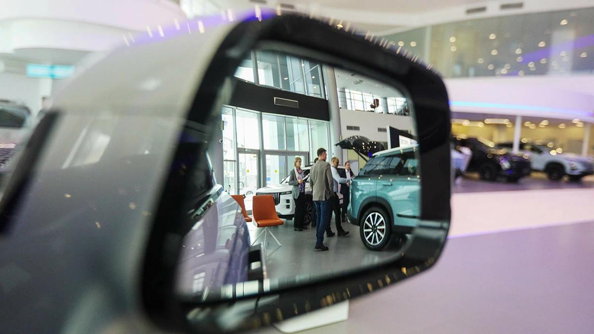 За счет выхода этих марок на рынок число дилерских контрактов у автосалонов города выросло на 32