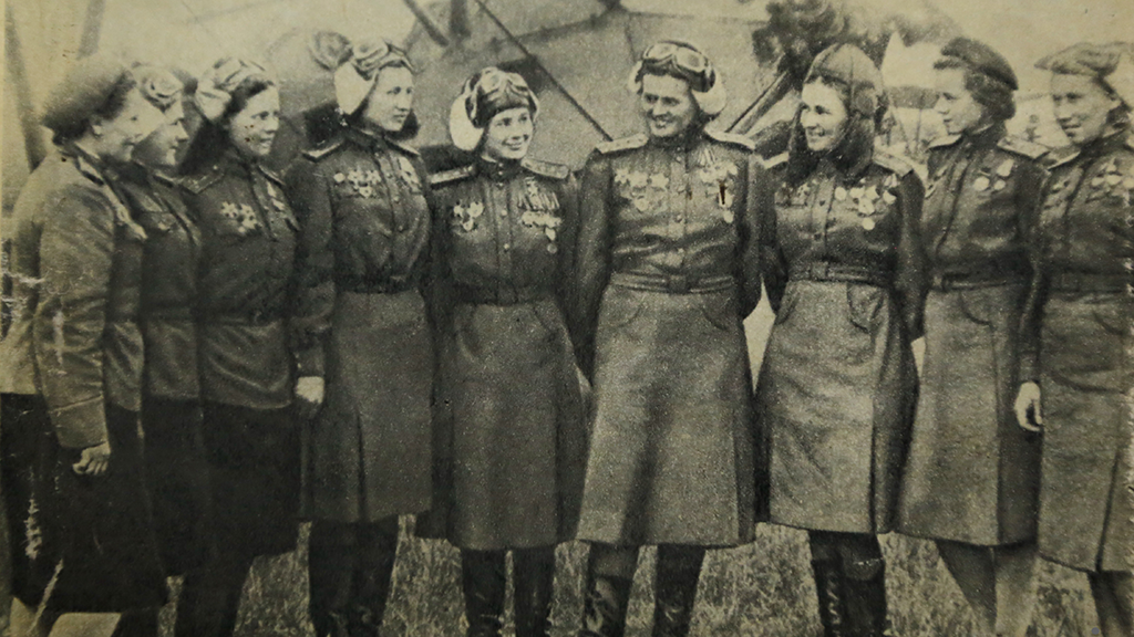 Студенты и преподаватели МАИ в эвакуации в Алма-Ате.