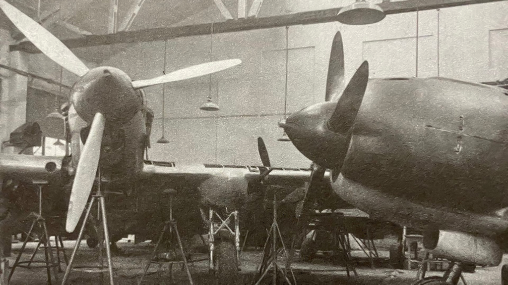 Студенты и преподаватели МАИ в эвакуации в Алма-Ате.