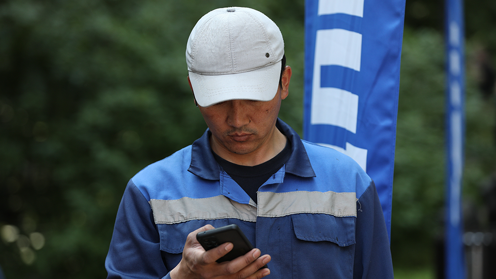 Евгений Разумный / Ведомости