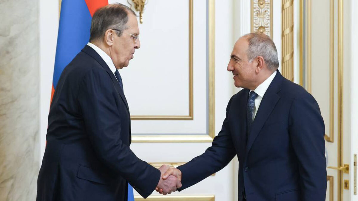 Россия спокойно реагирует на изменения внешней политики Армении