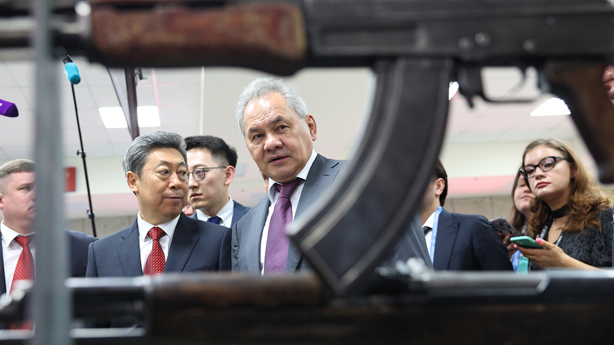 Отношения России и Китая развиваются по всем направлениям, и вопросы безопасности под кураторством Сергея Шойгу и Чэнь Вэньцина здесь не исключение