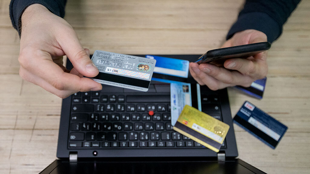 Евгений Разумный / Ведомости