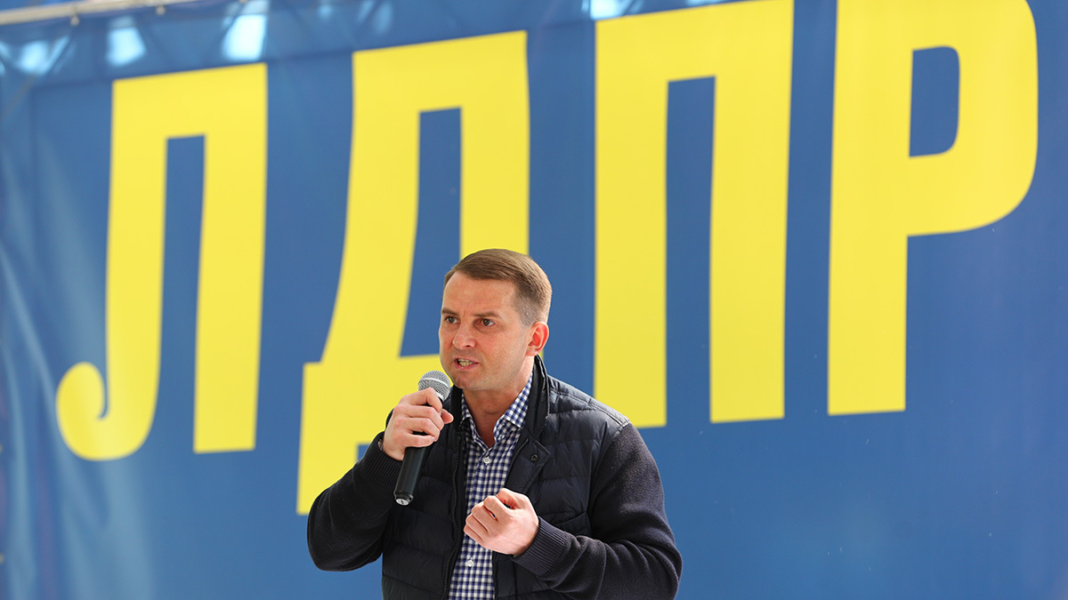 Из ЛДПР исключили одного из «соколов Жириновского» – Ярослава Нилова