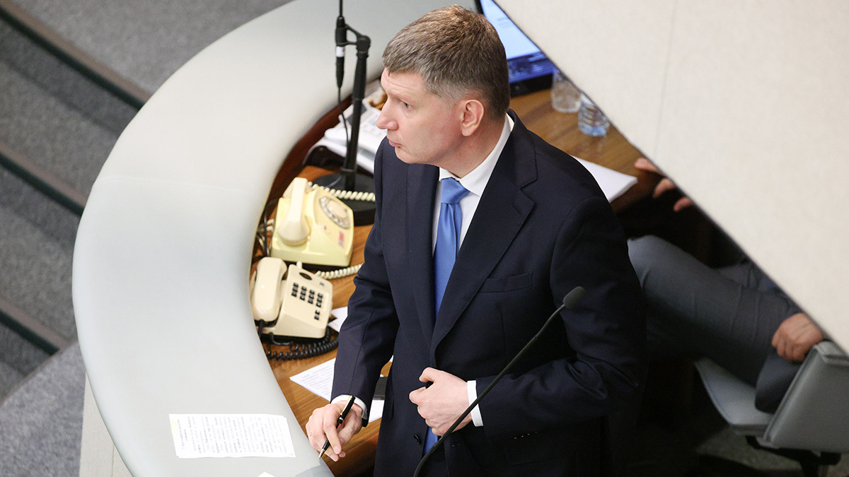 Основным защитником закона о регулировании маркетплейсов и фактически создании нового сектора экономики стал министр Максим Решетников