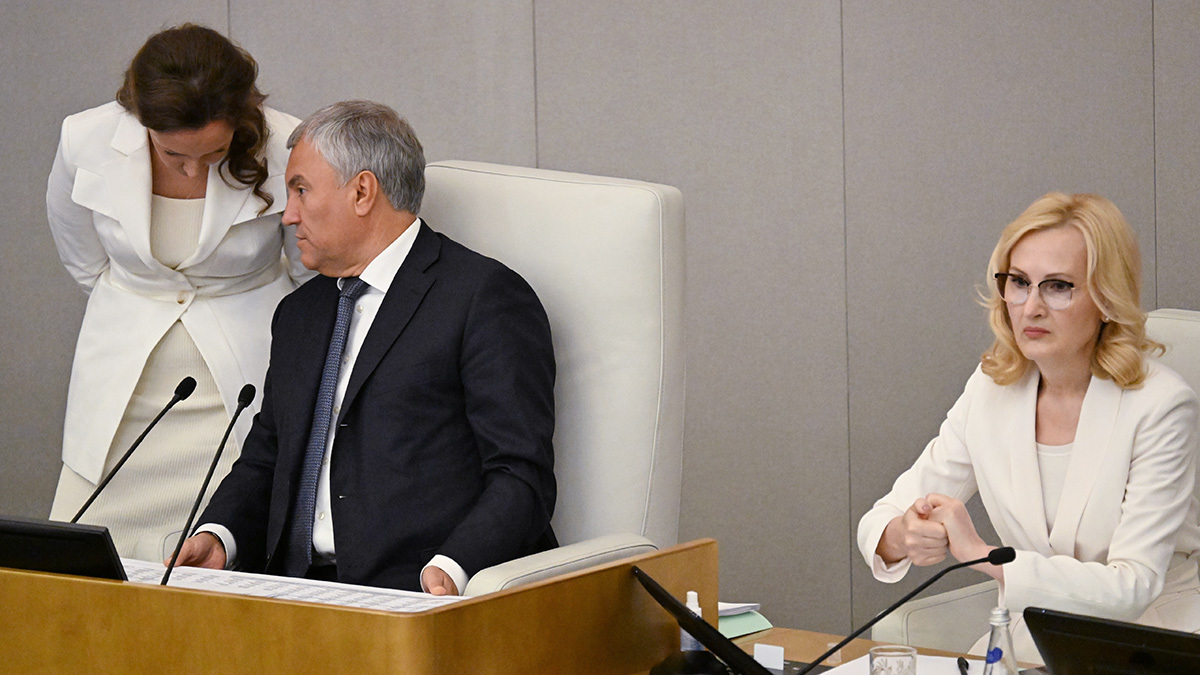 Законопроект о гражданских женах военных вызвал отклик у депутатов, но в каком виде его примут пока не до конца известно