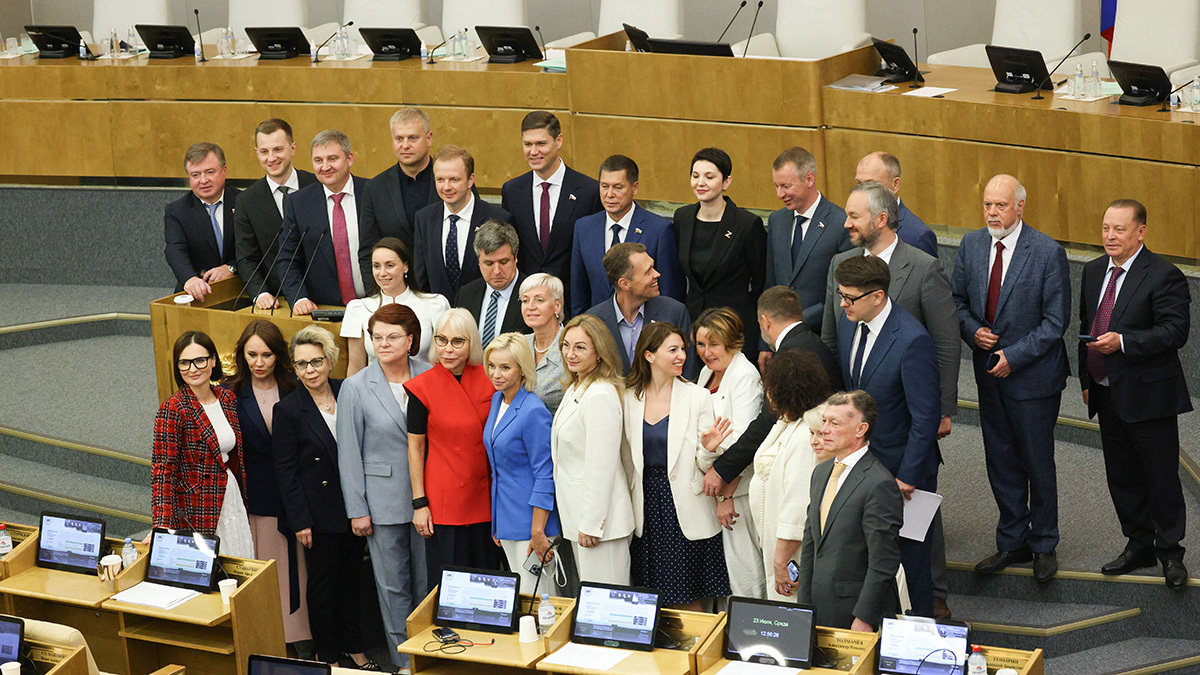 Депутаты уедут отдыхать, но не очень далеко