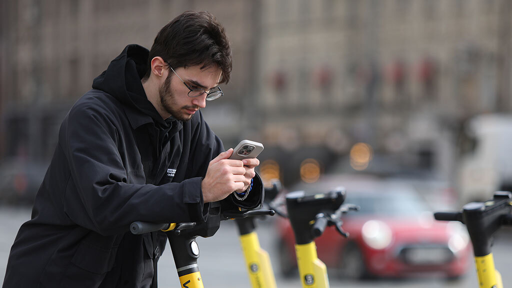 Опасность в том, что подобные сервисы собирают большой массив информации о пользователях