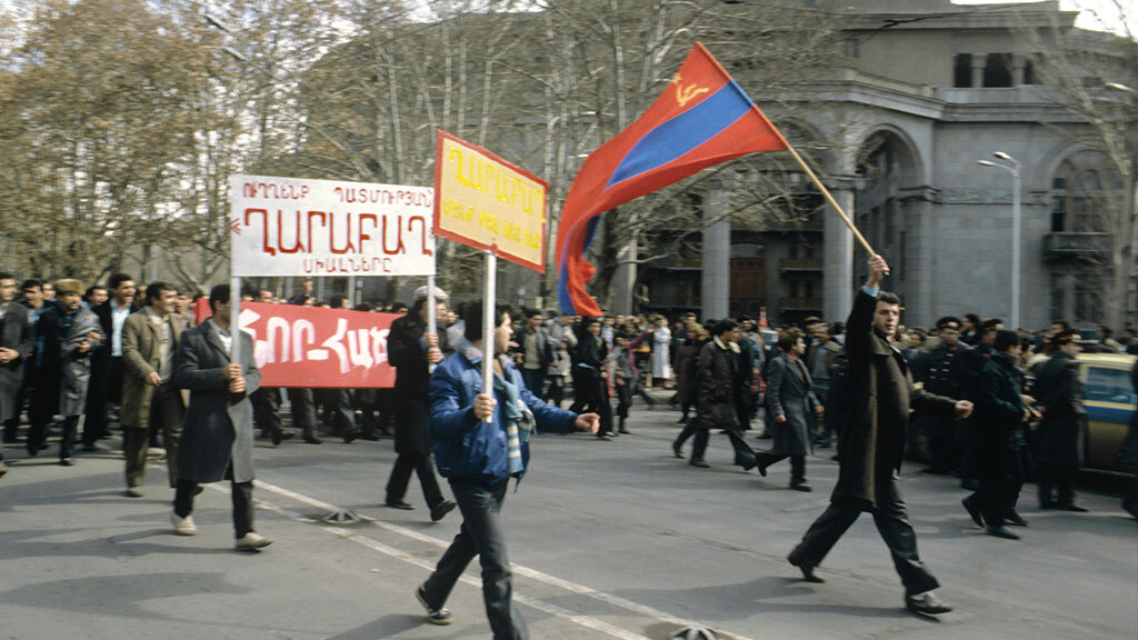 Карабахское движение началось осенью 1987 г.
