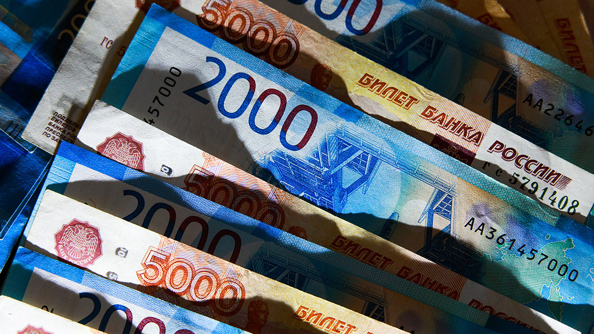 Участники рынка надеятся, что в результате обсуждений законопроекта вместо полного запрета погашения старого займа новым, будет найден баланс регулирования вопроса