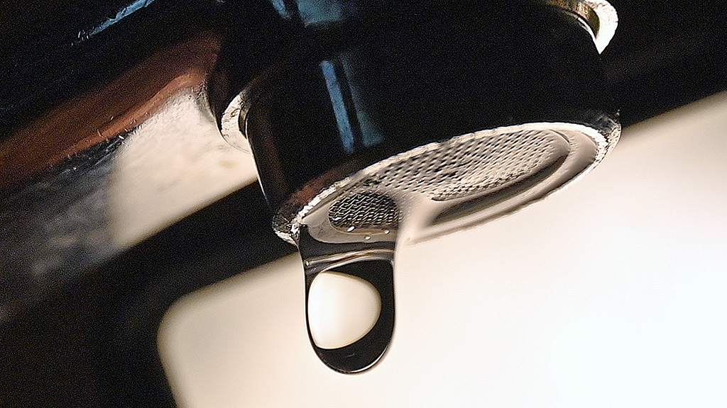 Жилищные инспекции выносили предписания управляющим компаниям и ТСЖ о незаконности повышения цены на обслуживание и ремонт общего имущества многоквартирных домов из-за обязанности платить НДС с текущего года