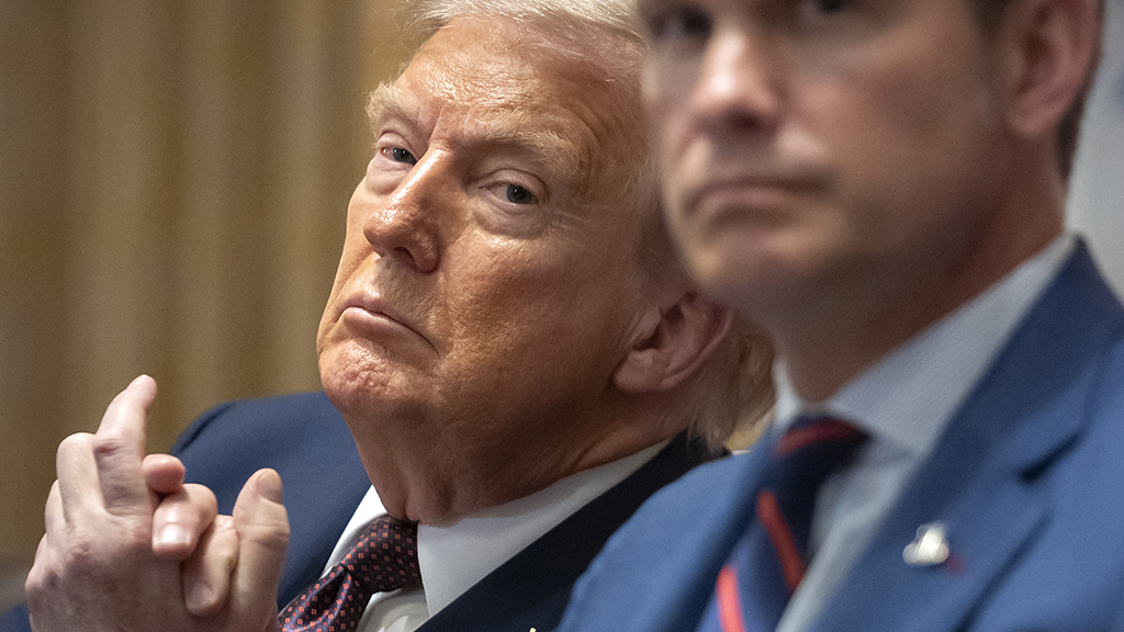 Mark Schiefelbein / AP