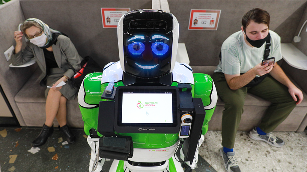 Несмотря на развитие технологий, потребность во врачах и педагогах не снизится