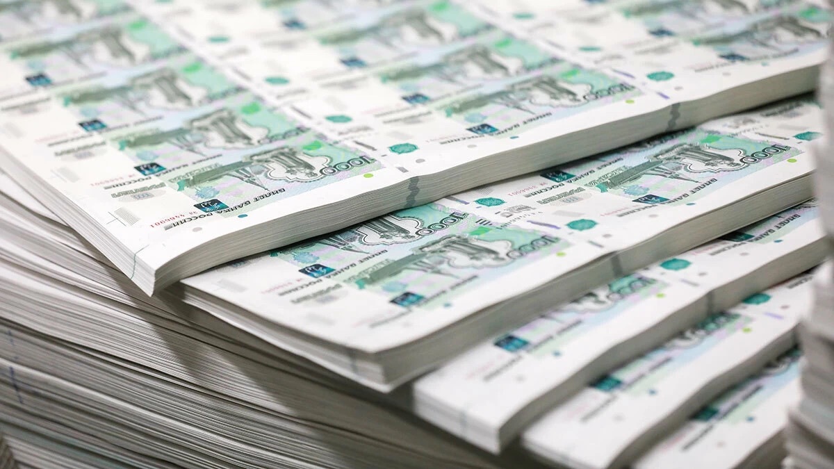 С учетом запланированных доходов и расходов дефицит бюджета в 2026 г. прогнозируется на уровне 188 млрд руб. против 123 млрд руб. в 2025 г., но далее он будет сокращаться