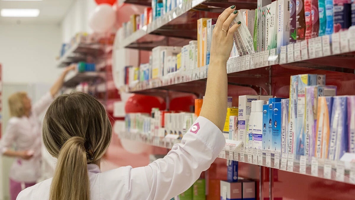 За 12 месяцев прошлого года продажи оральных контрацептивов в аптеках города составили 1,25 млн упаковок, что на 10% меньше, чем в 2023 г.