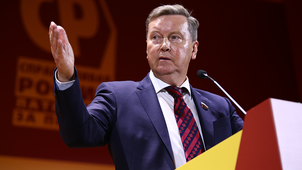 Переход Нилова в СП предоставляет Тихоновой возможность получить проходное место на выборах депутатов Госдумы в 2026 г.