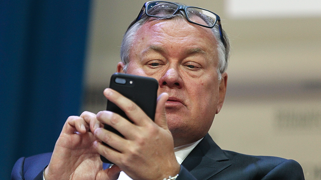 Евгений Разумный / Ведомости