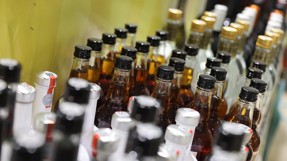 Падение розничных продаж в ключевых категориях алкоголя продолжается под влиянием экономических факторов и регуляторной политики