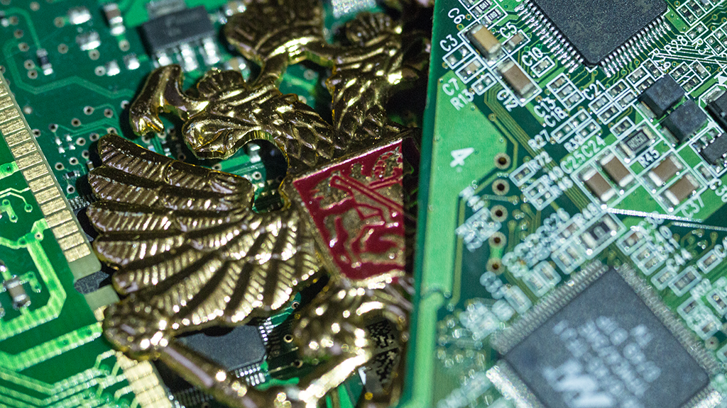 Евгений Разумный / Ведомости