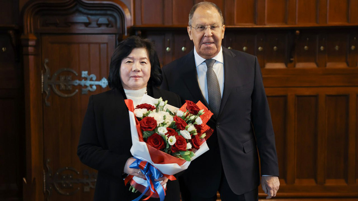 Министр иностранных дел КНДР Цой Сон Хи приезжает в Россию раз в год и каждый раз заслуживает особое внимание коллеги Сергея Лаврова