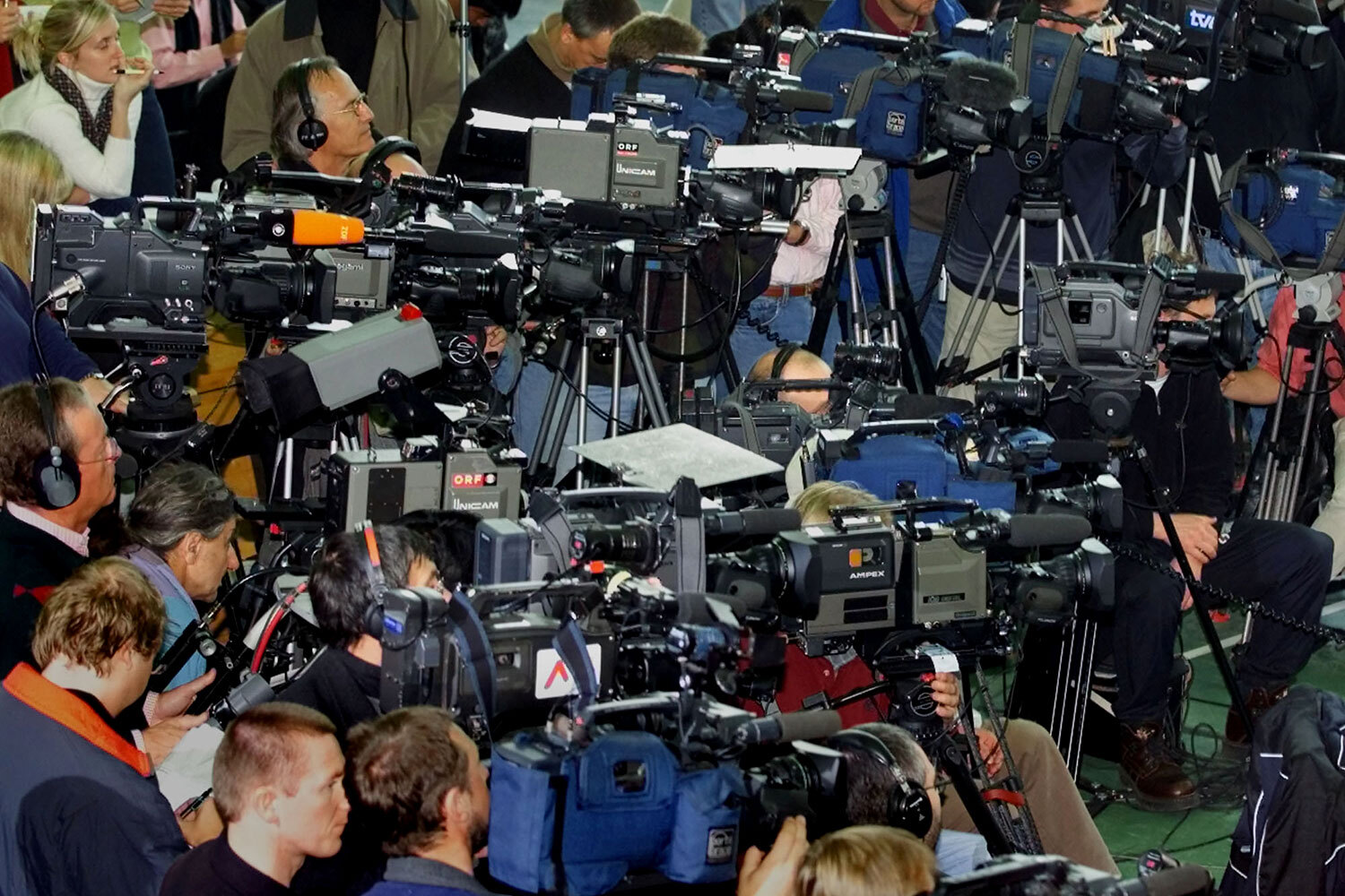 На скамье подсудимых оказались 16 человек, включая руководство компании Kapruner Gletscherbahnen AG, которая обслуживала фуникулер, а также сотрудников австрийского минтранса и технадзора. Однако все они были оправданы, поскольку суд не нашел достаточных доказательств их халатности. После трагедии фуникулер закрыли, а вход в тоннель запечатали. Также в Австрии были приняты новые правила безопасности для подобных сооружений.