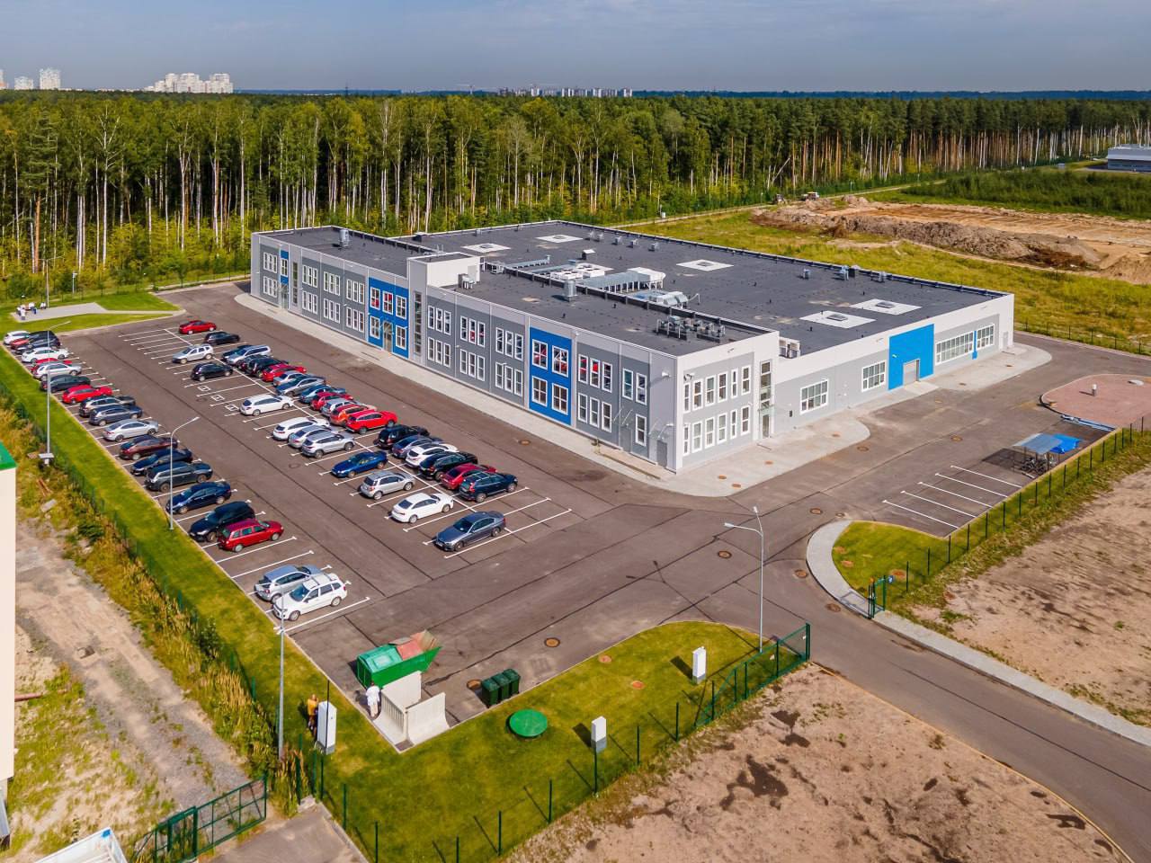 На площадках ОЭЗ хотят построить пять инновационных центров общей площадью 178 кв. м