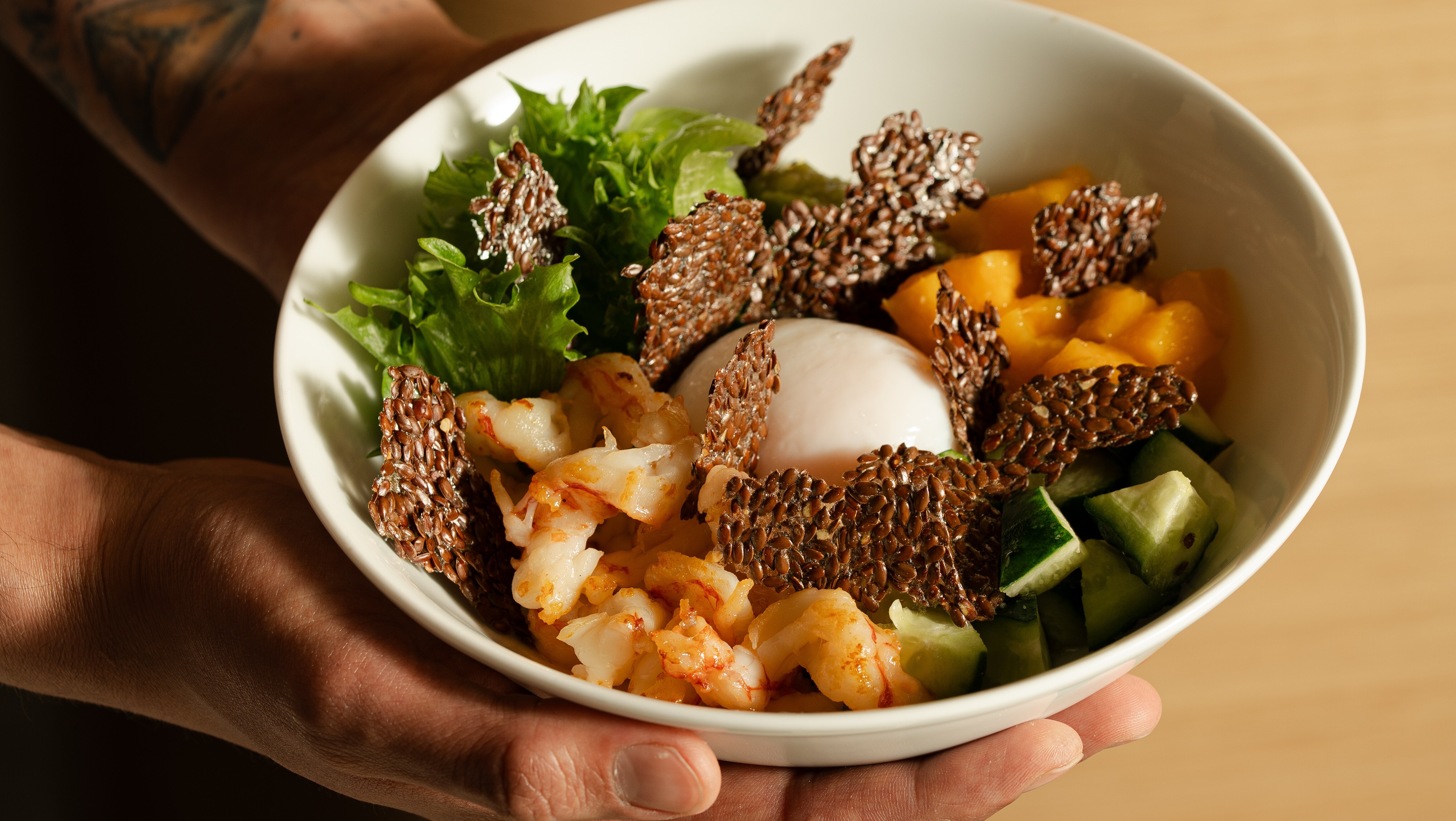 Боул «Креветки-манго»