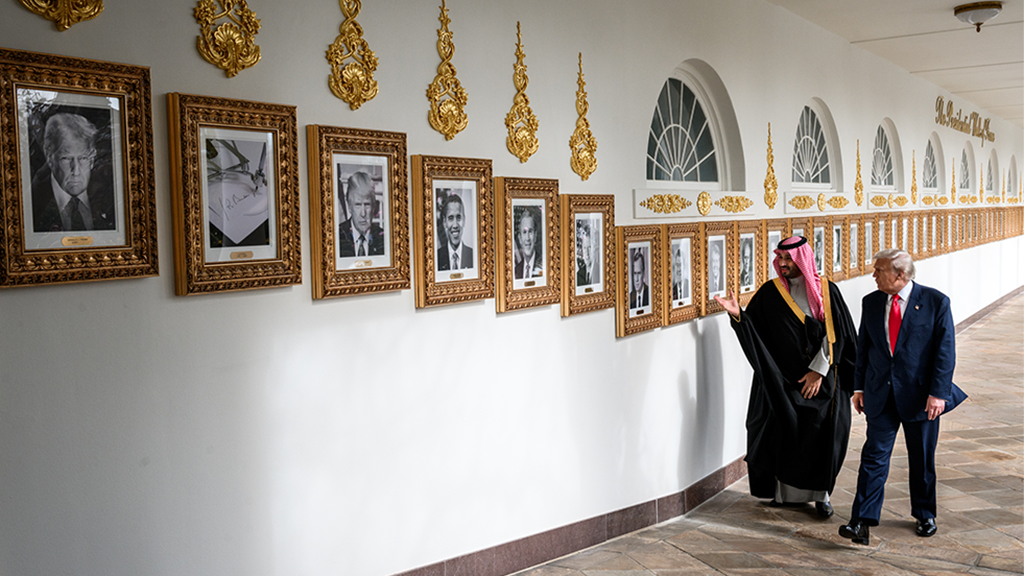 Дональд Трамп якобы заявил, что спас Мухаммеда бен Сальмана после скандала с убийством и расчленением саудовскими спецслужбами колумниста The Washington Post Джамаля Хашкоджи в 2018&nbsp;г.