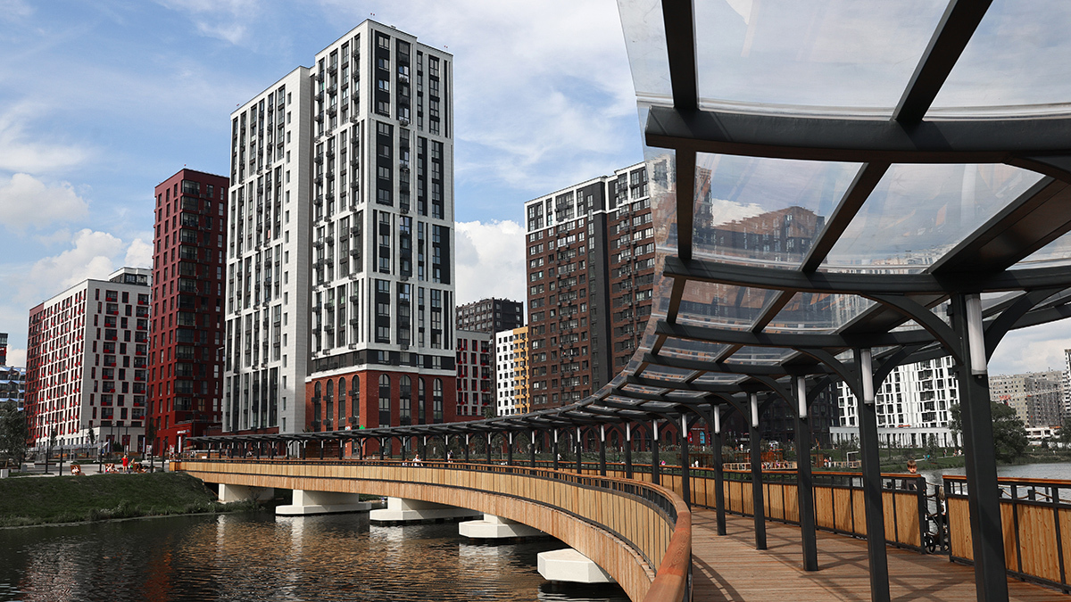 Новое строительство падает прежде всего за счет бюджетных проектов, в итоге на рынке остались в основном более дорогие лоты