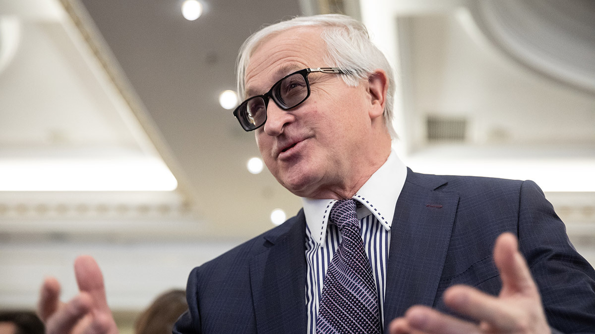 Евгений Разумный / Ведомости