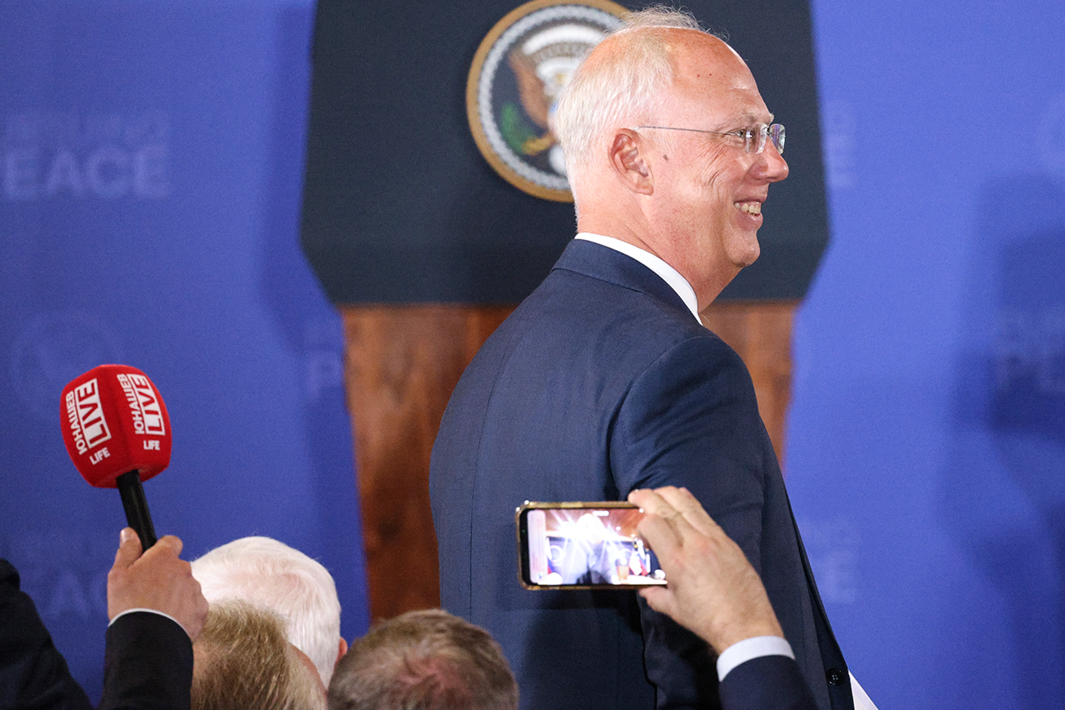 В начале апреля 2025-го глава РФПИ, спецпредставителя президента&nbsp;Кирилл Дмитриев стал первым с 2022 г. высокопоставленным российским чиновником, посетившим США для переговоров.