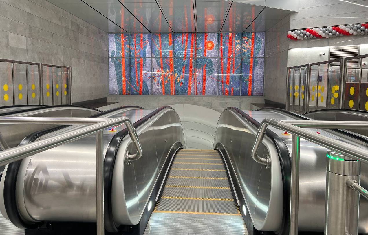 Строительство первого участка «коричневой» линии из двух станций метро и пересадочного узла началось еще в 2015 г.