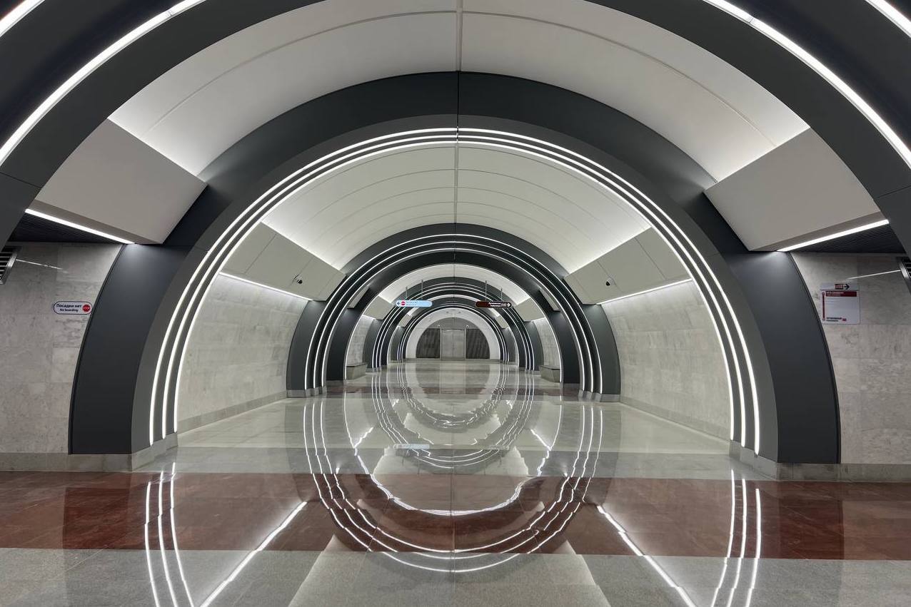 Строительство первого участка «коричневой» линии из двух станций метро и пересадочного узла началось еще в 2015 г.