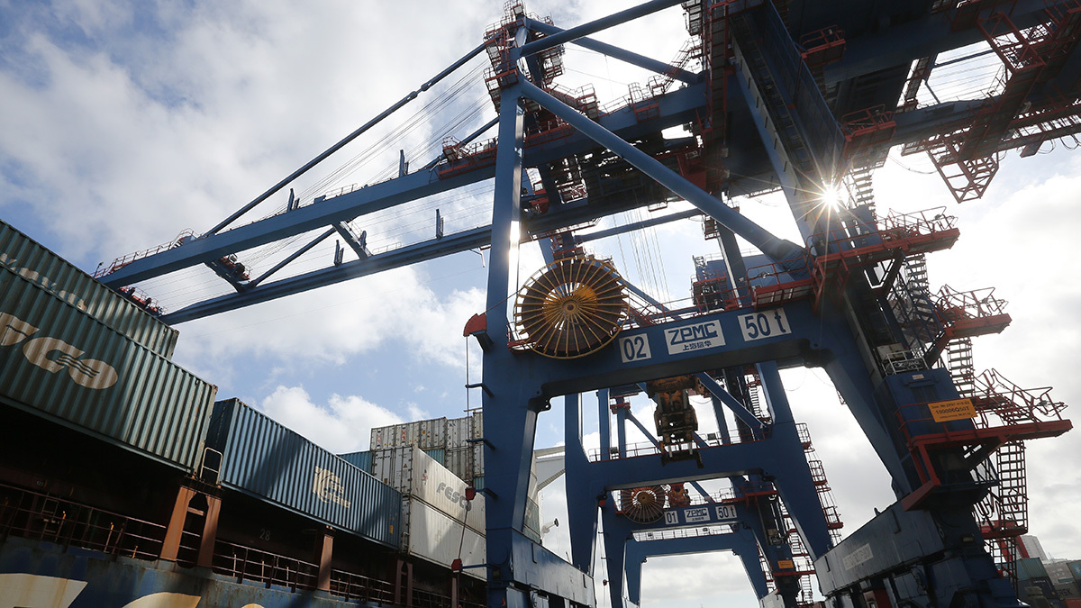 Евгений Разумный / Ведомости