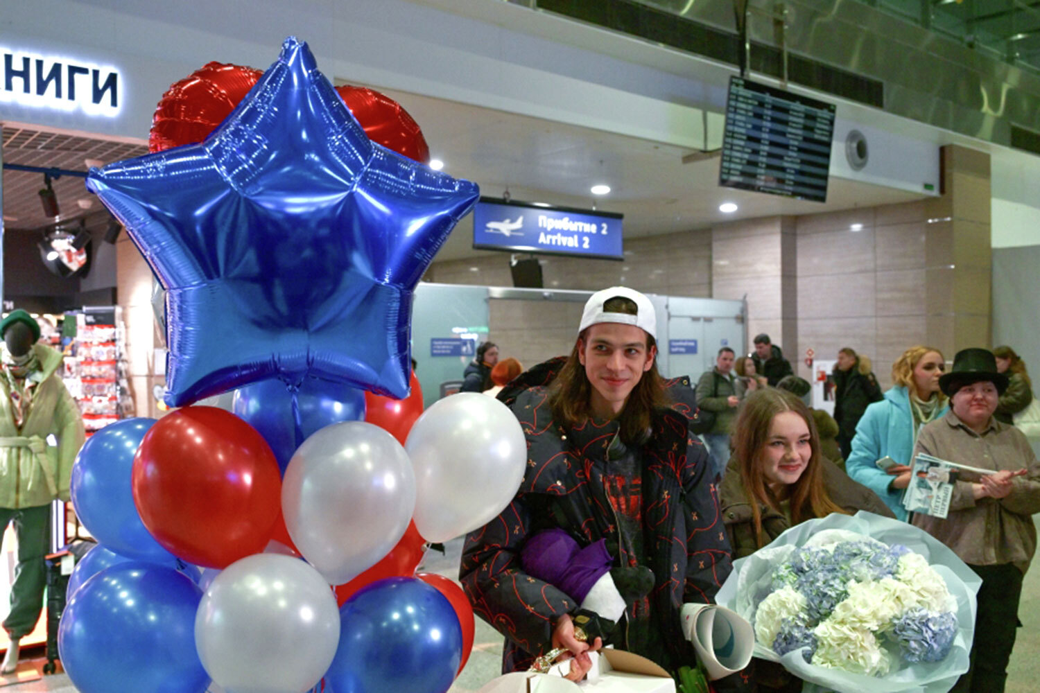 «Буду надеяться, что в следующем сезоне получится на каких-нибудь международных соревнованиях выступить», – заявил журналистам Гуменник. 