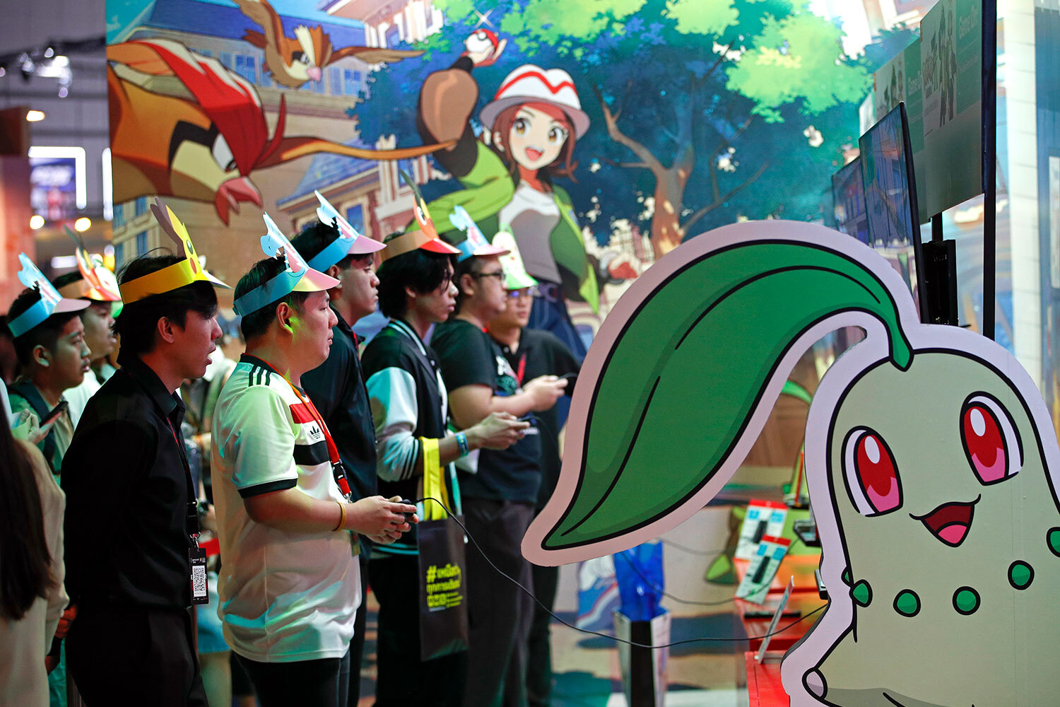 По данным на март 2025 г., общий тираж видеоигр серии Pokemon (включая консольные и мобильные приложения) превысил 489 млн проданных копий.На фото: выставка компьютерных игр Gamescom Asia 2025 в Бангкоке.